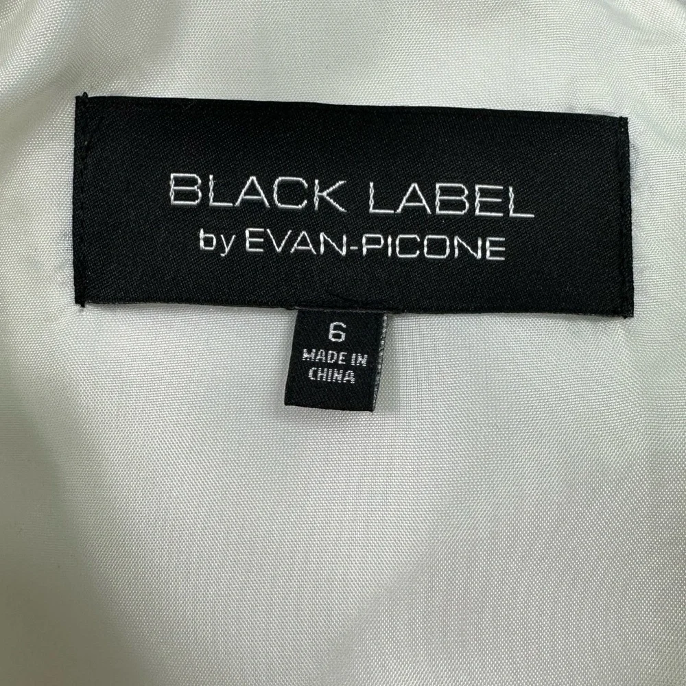 Spring Dress - Picture 3 of 3